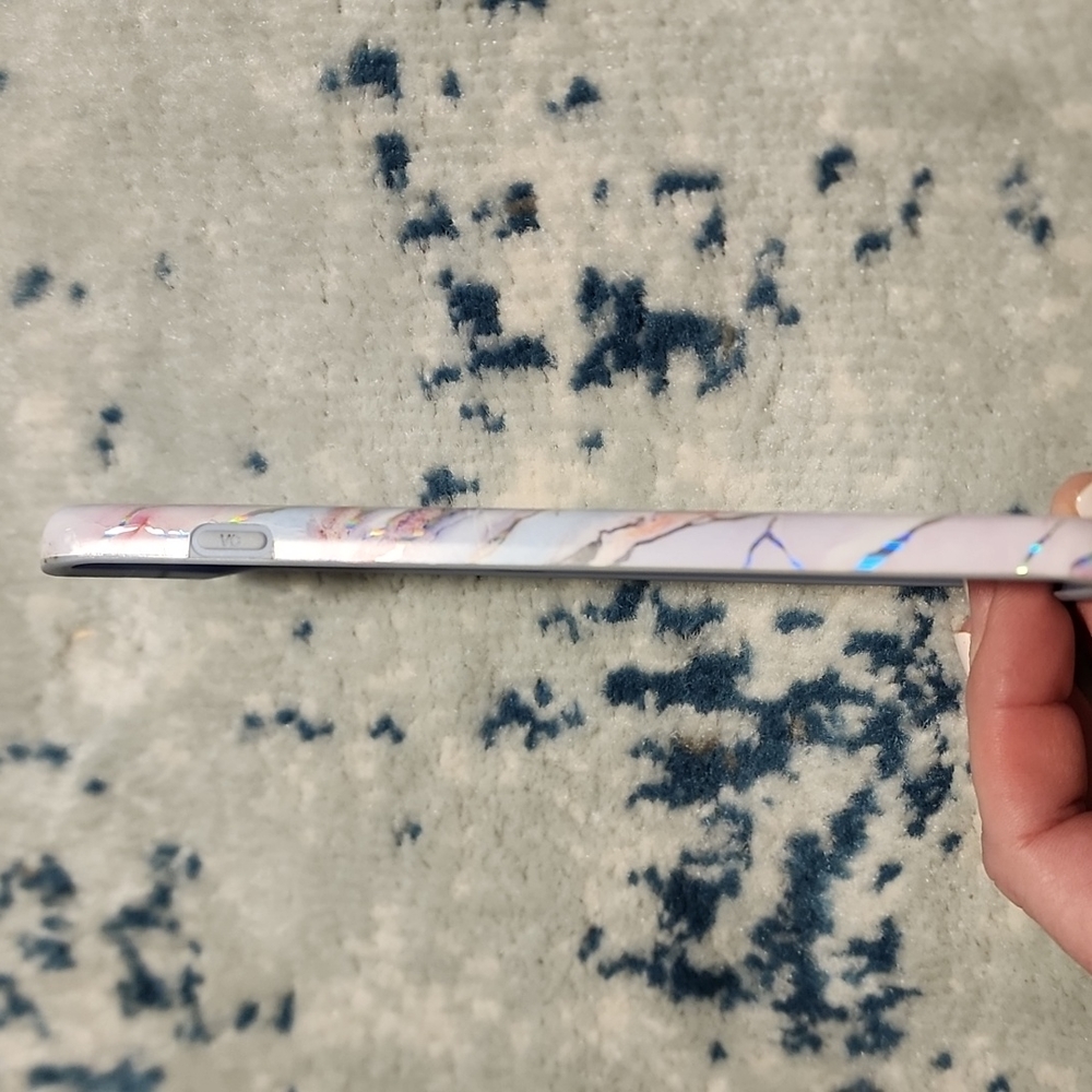 Phone case - Picture 3 of 7